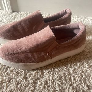 Soda pink slip ons
